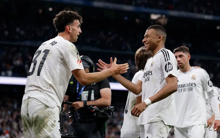 WE88 Official Sponsor featured in Digital Billboard during Real Madrid match, La Liga 2024/25 Season